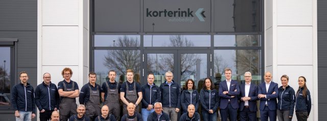 6 december 2021 - Autobedrijf Korterink Lichtmis - JacoHoeveFotografie II (website) 1 met logo 6 december 2021 - Autobedrijf Korterink Lichtmis - JacoHoeveFotografie II (website) 1 met logo